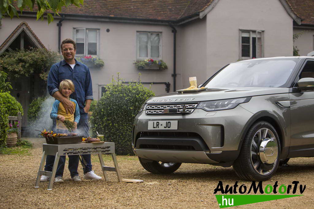 Jamie Oliver megfőzi a Land Rover Discoveryt