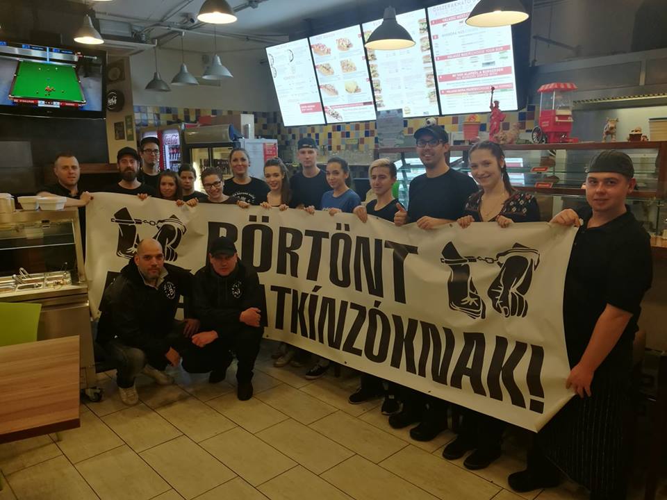 A MAGIC BURGER IS TÁMOGATJA A SZURKOLÓKAT!