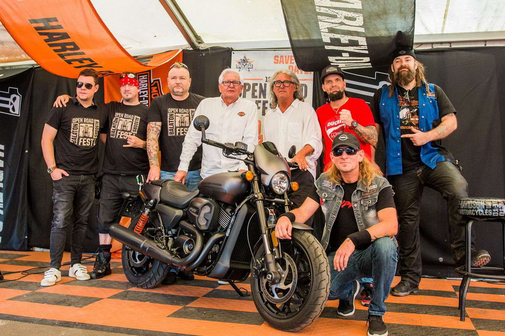 Az Open Road Fest nyereménymotorjára idén bárki rárepülhet