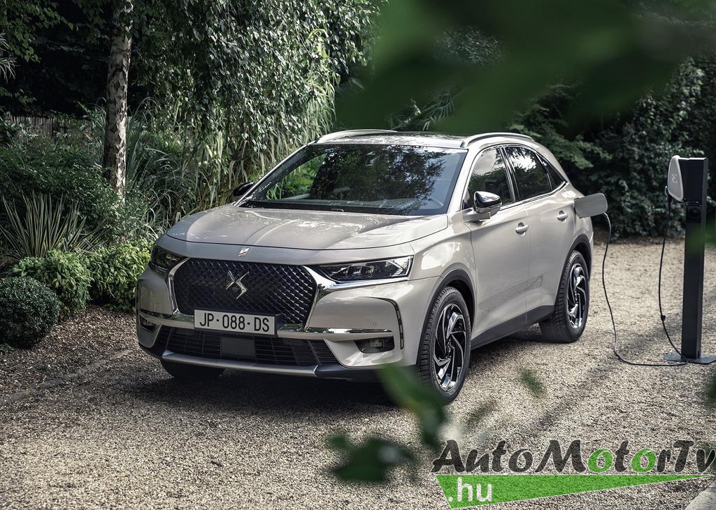 DS 7 CROSSBACK E-TENSE 225 : ÚJ PLUG-IN HIBRID VÁLTOZAT