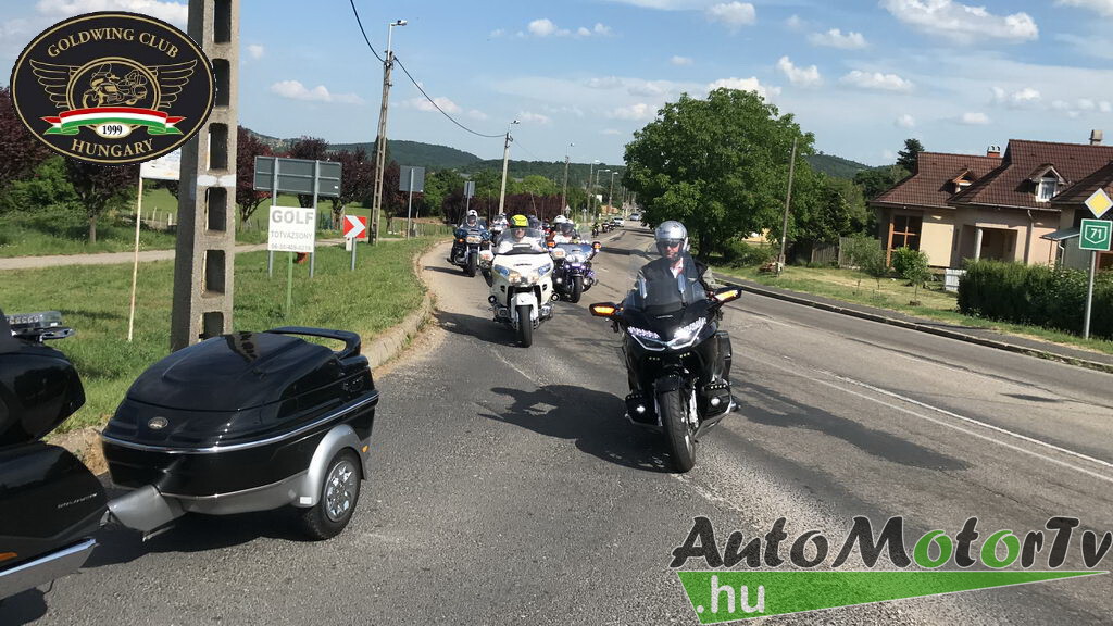 Karácsonykor többet stresszelünk a giccses zenéken, mint a számláinkon