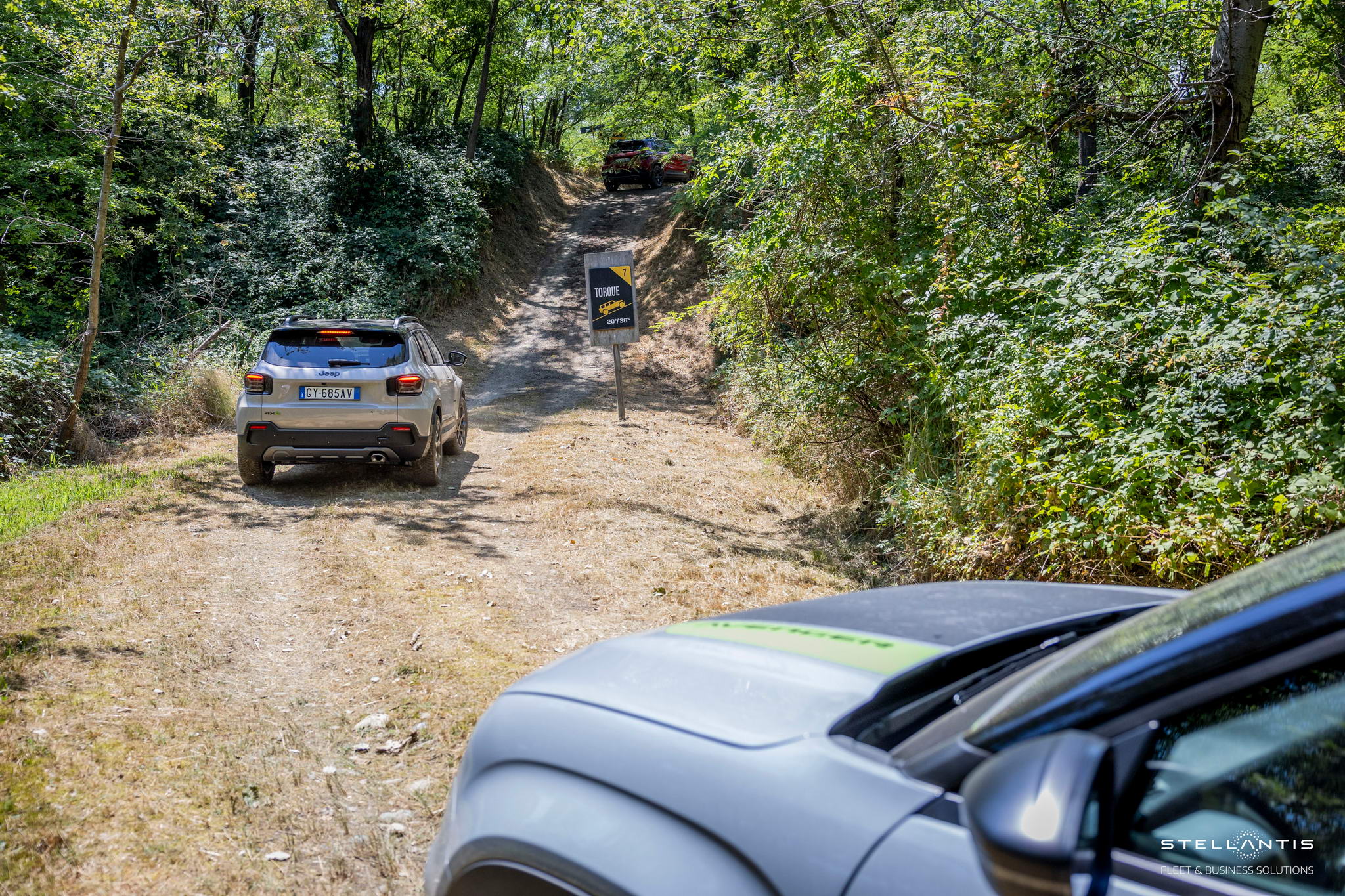 A STELLANTIS FLEET & BUSINESS SOLUTIONS ÜNNEPLÉSE AZ „EUROPEAN DRIVING EXPERIENCE” NEMZETKÖZI ESEMÉNYT, AMELYET EURÓPA-SZERTE LEGJOBB ÜGYFELEINEK SZENTELNEK.